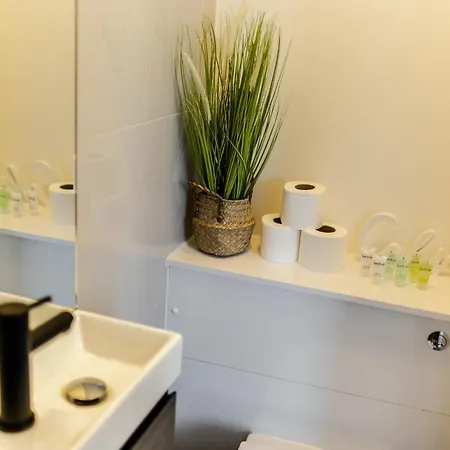 Cozy Studio Retreat 1Bedroom In London Exterior photo