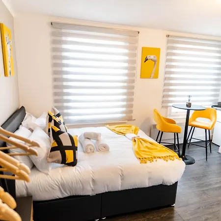 Cozy Studio Retreat 1Bedroom In London Exterior photo